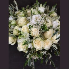 Mixture of white roses (Compact)